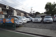 中古車車両置き場